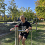 Outdoor-Fitnessgerät playfit Gleichgewichtstrainer K05038 – Gleichgewichtstrainer mit Federplattform